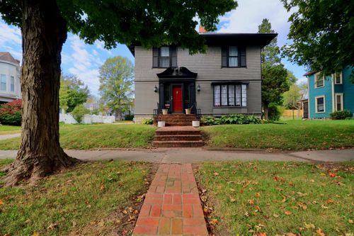 446 Main St, Winchester, IN, 47394-2117 | Card Image