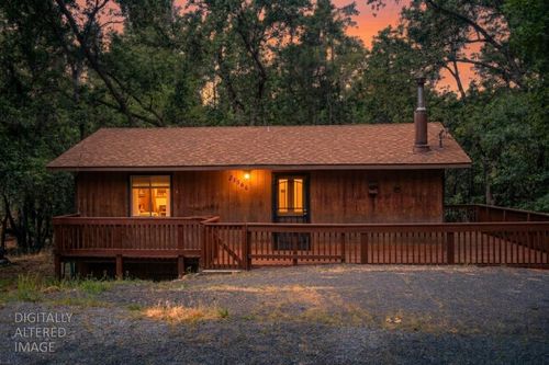 21546 American River Dr, Sonora, CA, 95370-9112 | Card Image