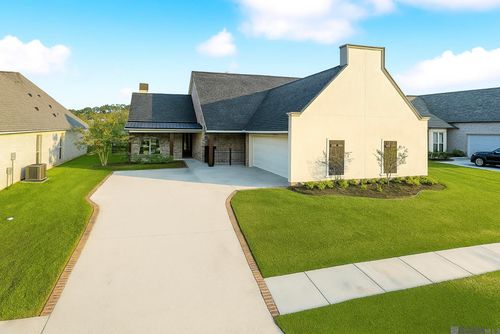 21478 Yellowfin Dr, Springfield, LA, 70462 | Card Image