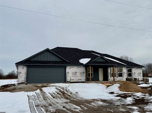 11331 N 123rd East Ave, Collinsville, OK, 74021-5458 | Card Image