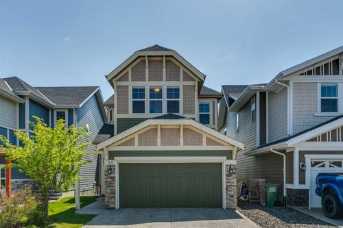 33 Sundown Grove, Cochrane, AB, T4C0X7 | Card Image