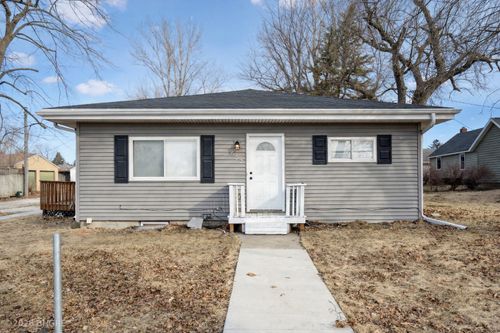 602 E Maple Ave, Conrad, IA, 50621-7768 | Card Image