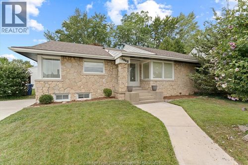 1965 Olive Road, Windsor, ON, N8T1R4 | Card Image