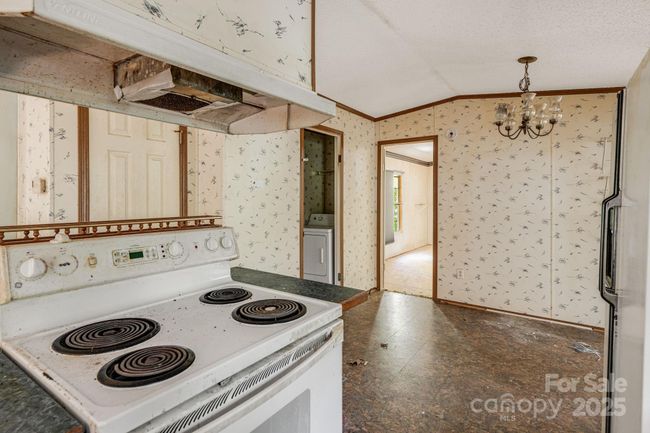 501 Deer Chase Cir, House other with 2 bedrooms, 2 bathrooms and null parking in Cedar Mountain NC | Image 15