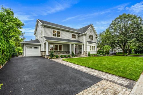 7 Yale St, Hempstead, NY, 11550-2803 | Card Image