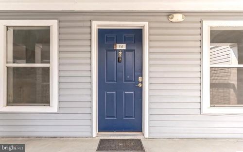 2-e6-3179 Summit Square Dr, OAKTON, VA, 22124-2868 | Card Image