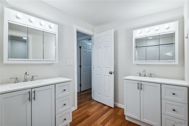 Bathroom | Image 31