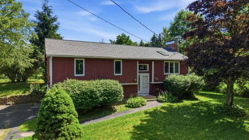 39 Old Auburn Rd, Derry, NH, 03038-5550 | Card Image