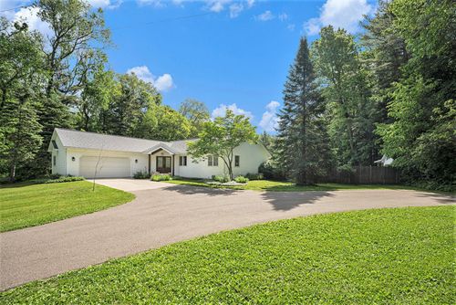 8856 N 42nd St, Augusta, MI, 49012-9649 | Card Image
