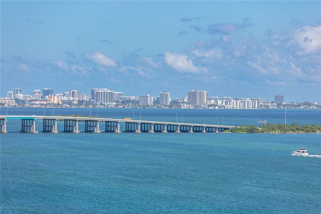 APT-1601 - 1800 N Bayshore Dr, Condo with 3 bedrooms, 3 bathrooms and null parking in Miami FL | Image 54