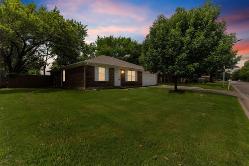 4108 Cypress Springs Dr, Arlington, TX, 76001-5101 | Card Image