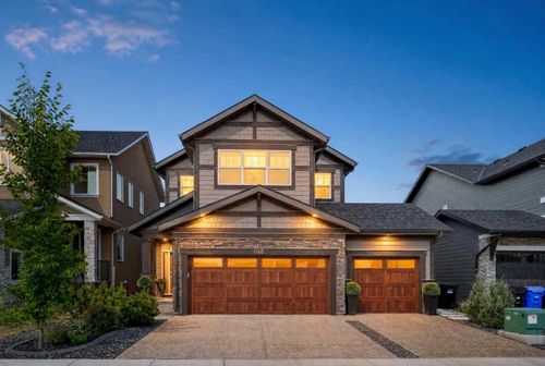 648 Legacy Woods Cir Se, Calgary, AB, T2X5A8 | Card Image