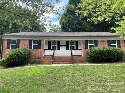 3623 Driftwood Dr, Charlotte, NC, 28205-5905 | Card Image