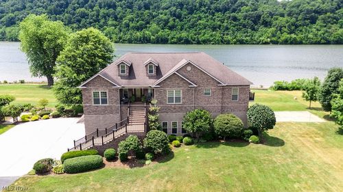390 Powell Riverfront Rd, Saint Mary's, WV, 26170-8510 | Card Image