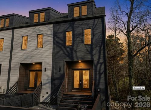 1352 Briar Creek Rd, Charlotte, NC, 28205-6271 | Card Image