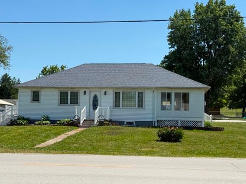206 6th Ave E, Andalusia, IL, 61232-9226 | Card Image