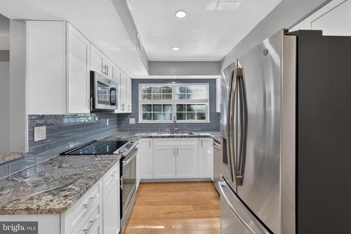 108-7742 New Providence Dr, FALLS CHURCH, VA, 22042-4407 | Card Image