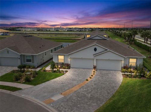 18145 Cropside Trl, LAKEWOOD RANCH, FL, 34211-5710 | Card Image