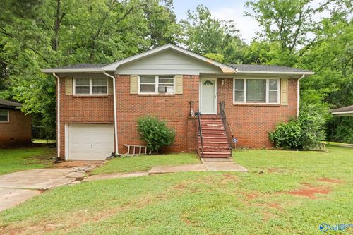 4630 Broadmeadow Ln Nw, Huntsville, AL, 35810-3030 | Card Image