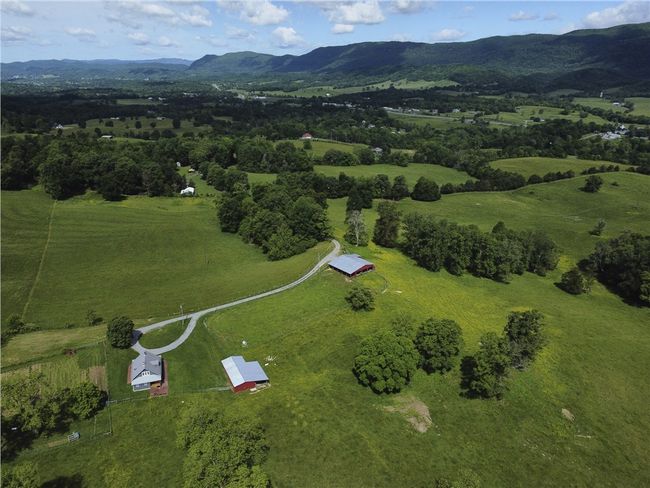 819 Point Of View Dr, House other with 3 bedrooms, 2 bathrooms and null parking in Ewing VA | Image 24