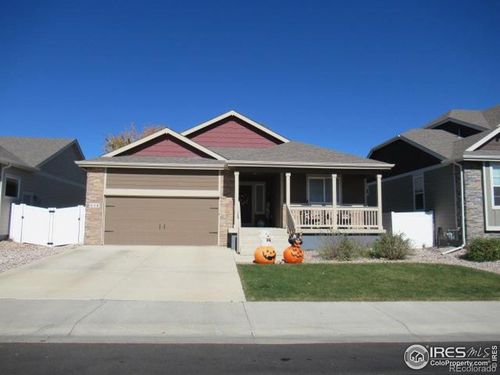 810 Finch Dr, Severance, CO, 80550-3818 | Card Image