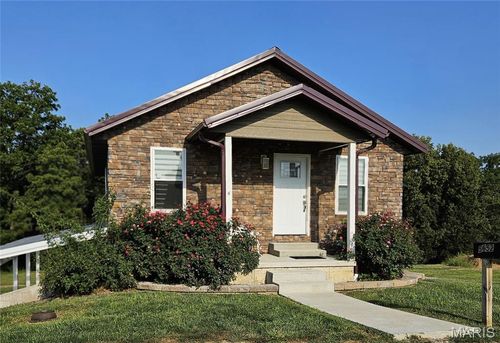 5652 Patriot Ln, Hannibal, MO, 63401-2211 | Card Image