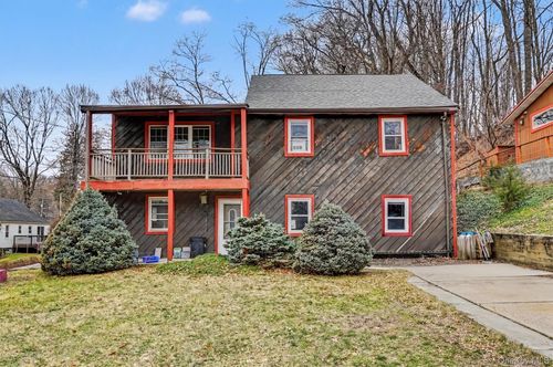 5 N Hudson St, Chester, NY, 10918-1312 | Card Image