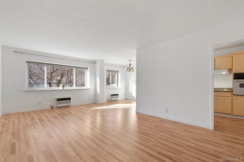 apt-5j-412 Benedict Ave, Tarrytown, NY, 10591-4910 | Card Image