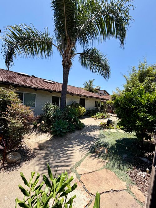 apt-c-180 Kingston Ave, GOLETA, CA, 93117-2321 | Card Image