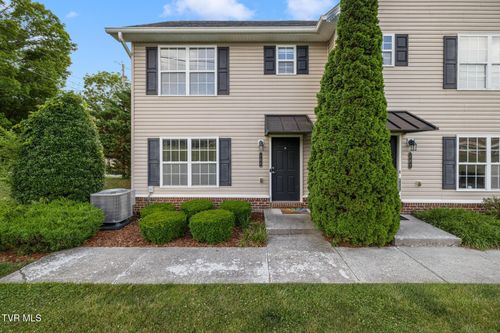 apt-100-2121 Greenwood Drive, Johnson City, TN, 37604 | Card Image
