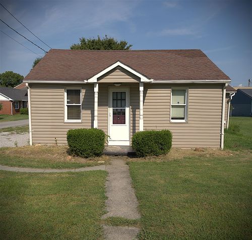 116 N High St, Adairville, KY, 42202-8447 | Card Image