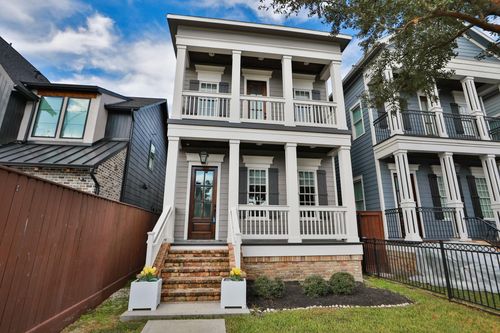 907 E 25th St, Houston, TX, 77009-1718 | Card Image