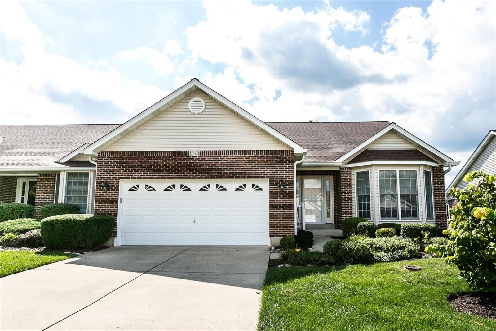 Hillcamp Ct, Saint Louis, MO 63128