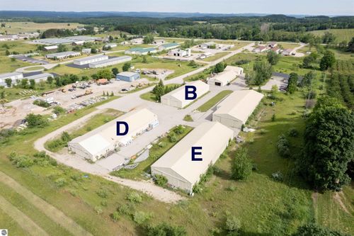 5744 Denali Dr, Traverse City, MI, 49684-8451 | Card Image