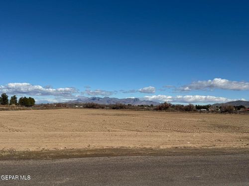 190 Whispering Dove Rd, Anthony, NM, 88021 | Card Image