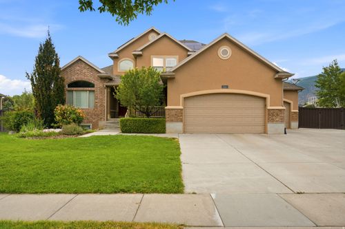 552 Miller Way, Farmington, UT, 84025-4504 | Card Image