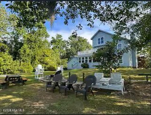 624 Lilliput Dr, New Bern, NC, 28562-9067 | Card Image