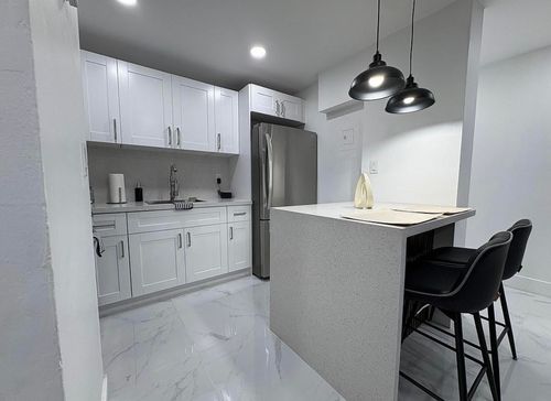 1-211-4265 Nw South Tamiami Canal Drive, Miami, FL, 33126 | Card Image