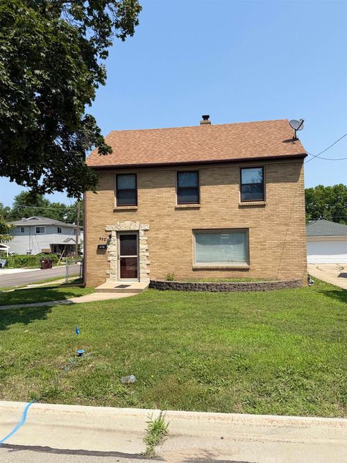 602 River Ln, Loves Park, IL, 61111-5147 | Card Image