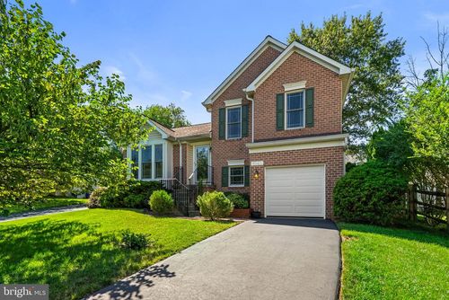 9543 Ridgeview Dr, Columbia, MD, 21046-1945 | Card Image