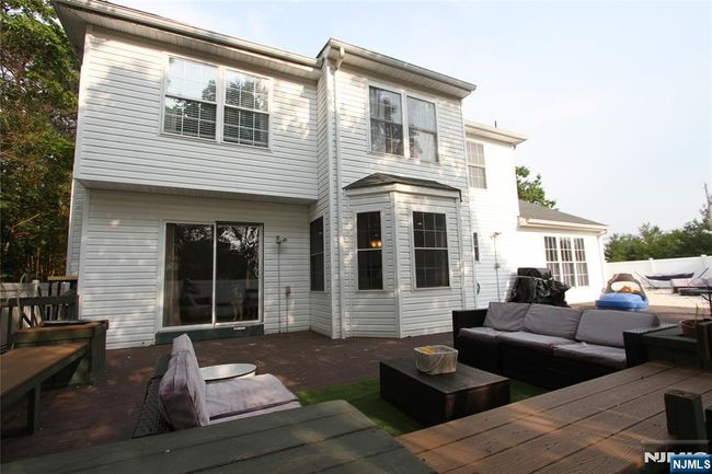 132 Sloop Rd, House other with 3 bedrooms, 3 bathrooms and null parking in Manahawkin NJ | Image 31