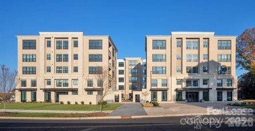 11b-4220 Colony Plaza Dr, Charlotte, NC, 28211-5254 | Card Image