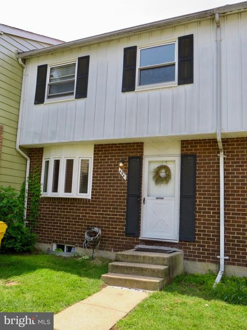 494 Kenilworth Ct, GLEN BURNIE, MD, 21061-6141 | Card Image