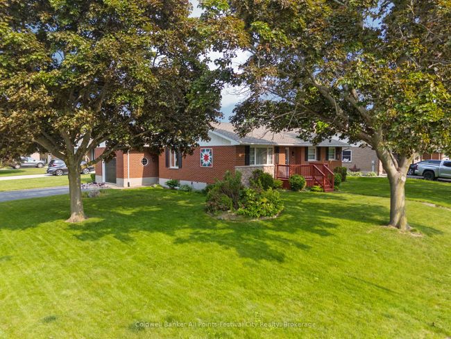 305 Warren St, House other with 4 bedrooms, 2 bathrooms and 4 parking in Goderich ON | Image 4