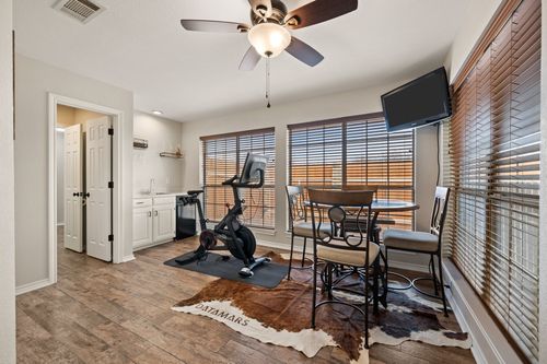 139 Runaway Bay Dr, Runaway Bay, TX, 76426-9426 | Card Image