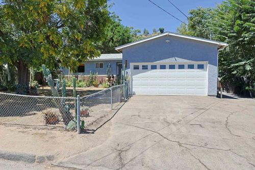 9616 Petite Ln, Lakeside, CA, 92040-4318 | Card Image