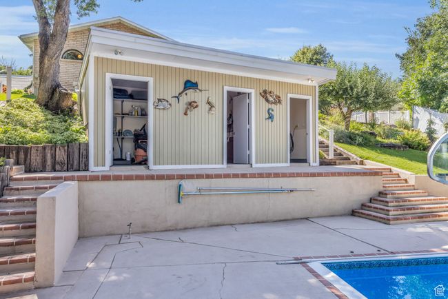 3 Room Pool Shed | Image 36