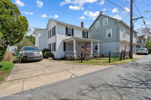 6 Nassau St, West Pittston, PA, 18643-2116 | Card Image