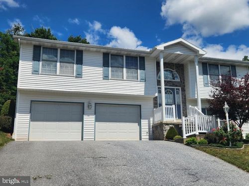 1203 Lincoln St, Duncannon, PA, 17020-1911 | Card Image