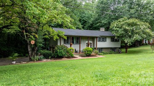 267 25th Ave Nw, Hickory, NC, 28601-1245 | Card Image